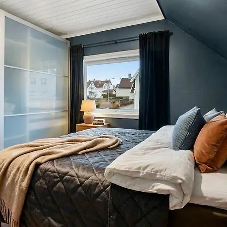 Floor 2br & Free Parking * Stavanger