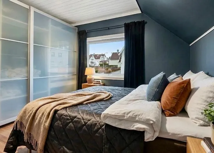 Floor 2br & Free Parking * Stavanger